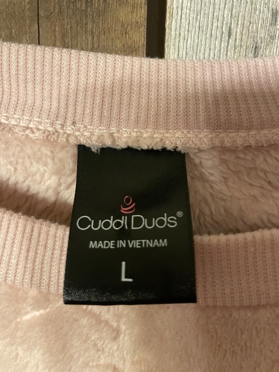 Cuddl Duds Plush Star-Pattern Crewneck Sweater - Light Pink - Picture 2 of 3